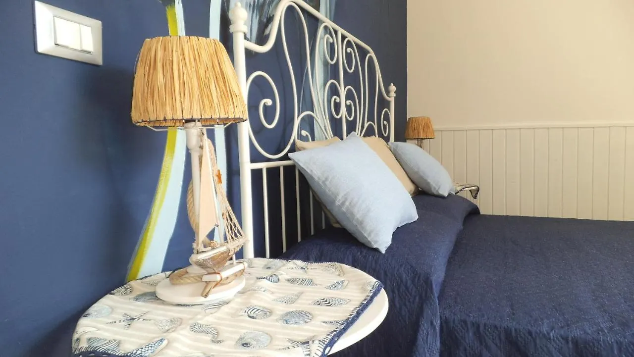 Holiday Rooms Ninfa Avola Italy