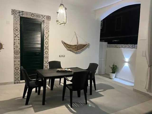 Holiday Rooms Ninfa Avola Guest house