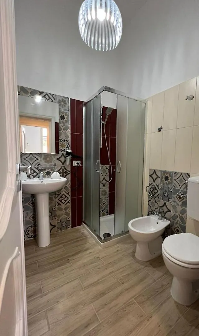 Holiday Rooms Ninfa Avola Guest house
