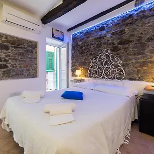 via-del-santo.hotelitalianriviera.com/